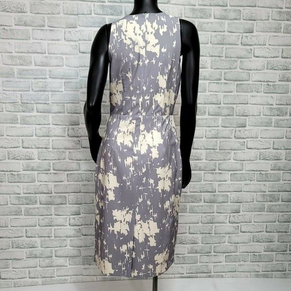 Karen Zambos Size M Rhys Grey Ivory Printed Crepe Cutout Sheath Dress - Picture 7 of 12